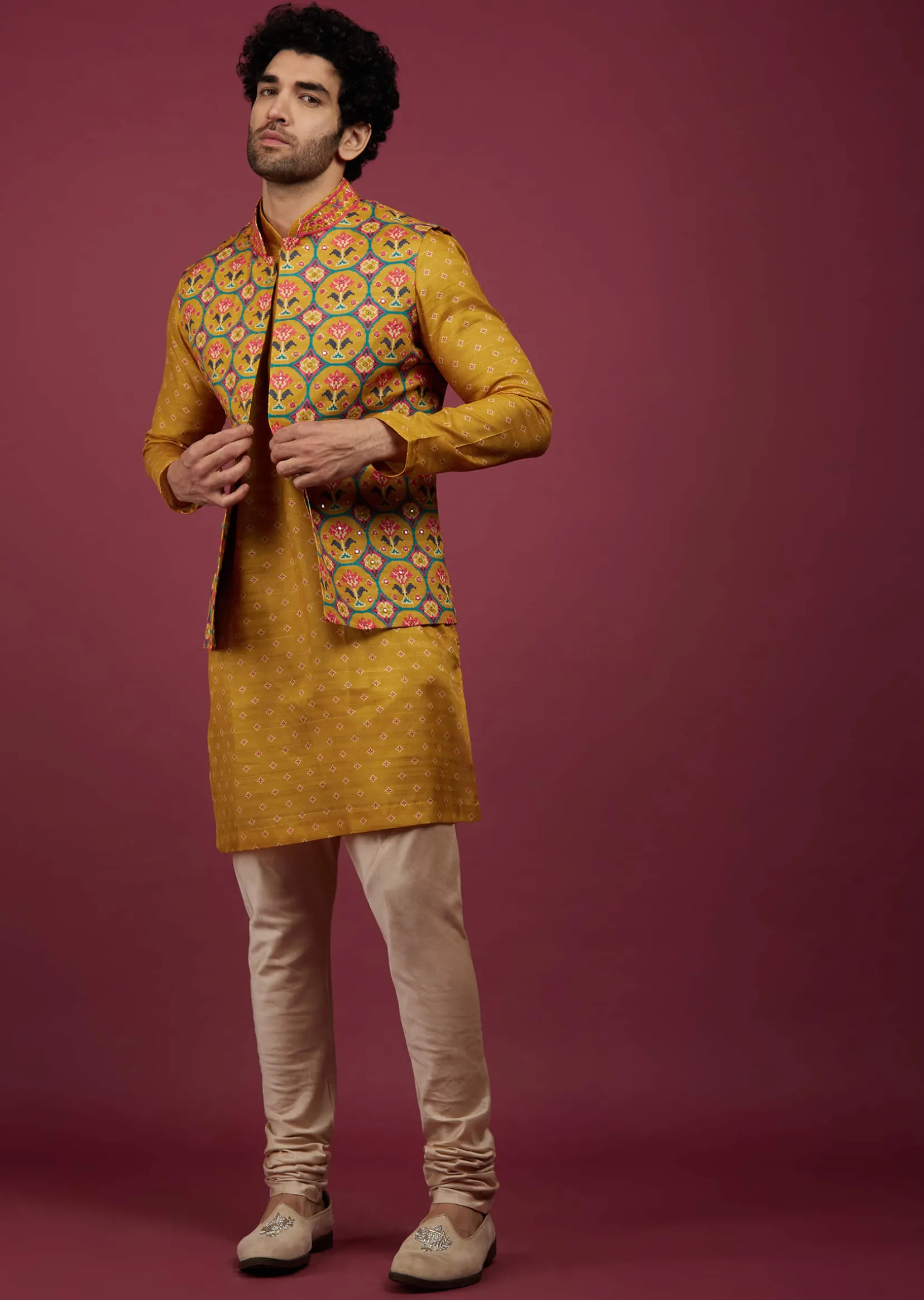Amber Yellow Silk Patola Printed Bandi With Kurta Set