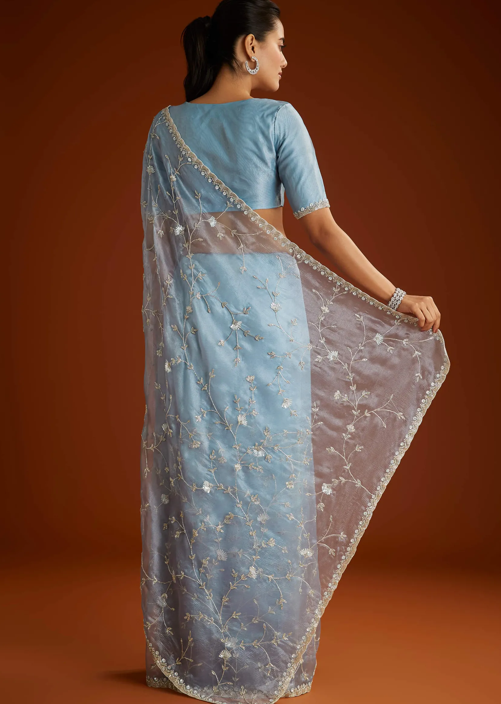 Aqua Blue Crushed Tissue Saree With Floral Jaal Embroidery