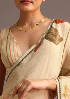 Beige Crushed Abstract Print Saree With Lace Pallu Border