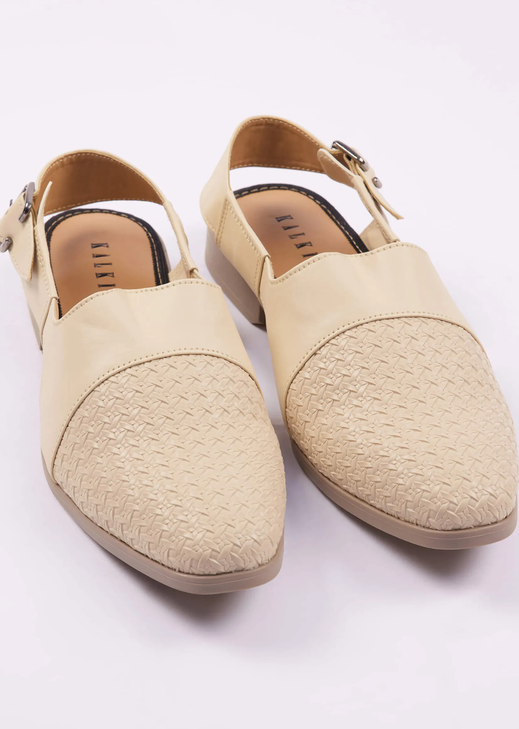 Beige Ethnic Juttis For Men