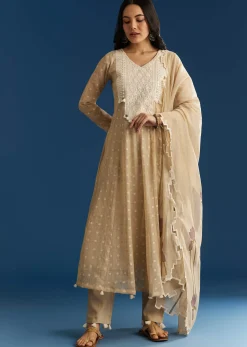 Beige Jamdani Anarkali Set With Thread Work Yoke And Floral Dupatta