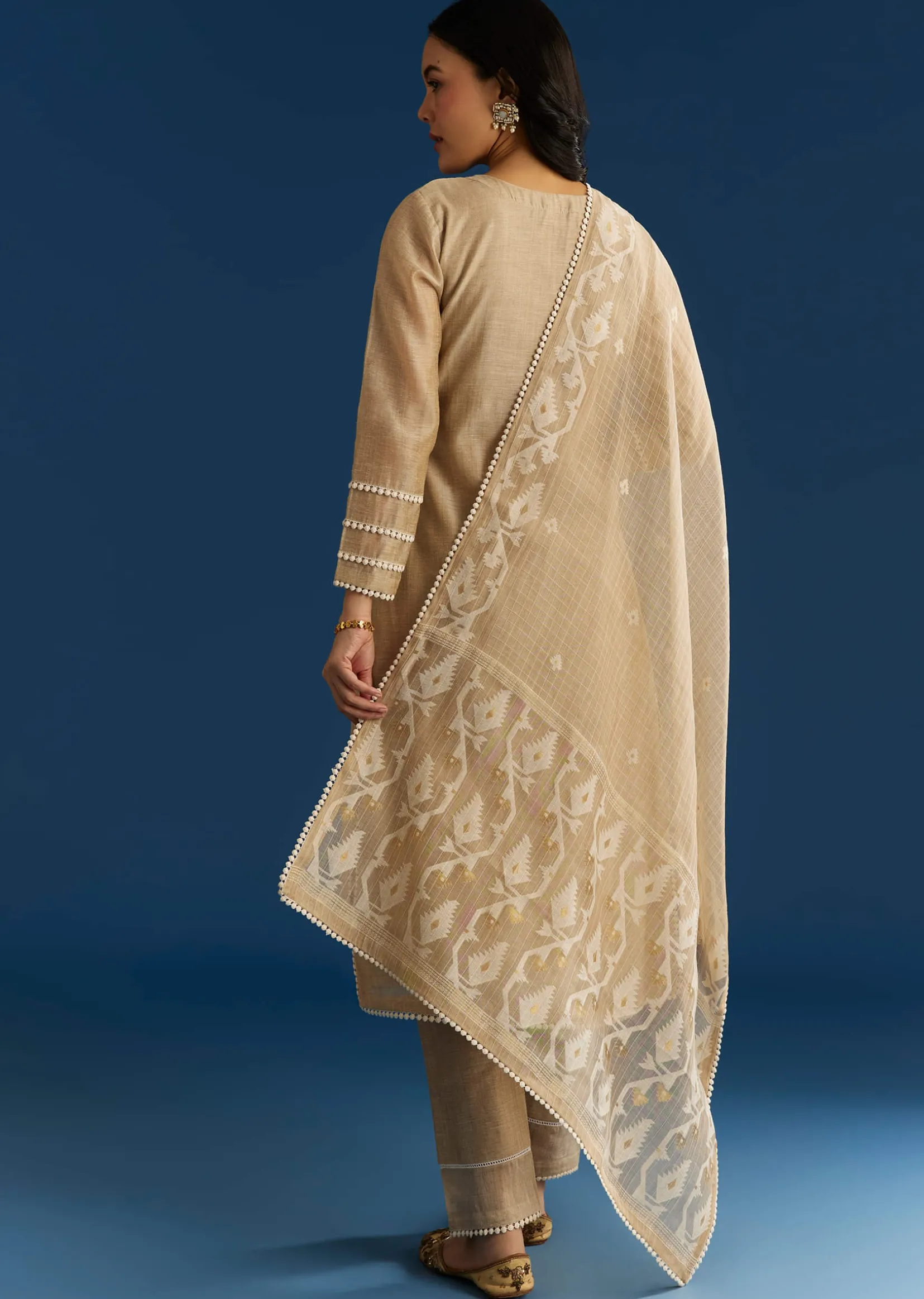 Beige Jamdani Kurta Set With Thread And Sequins Work