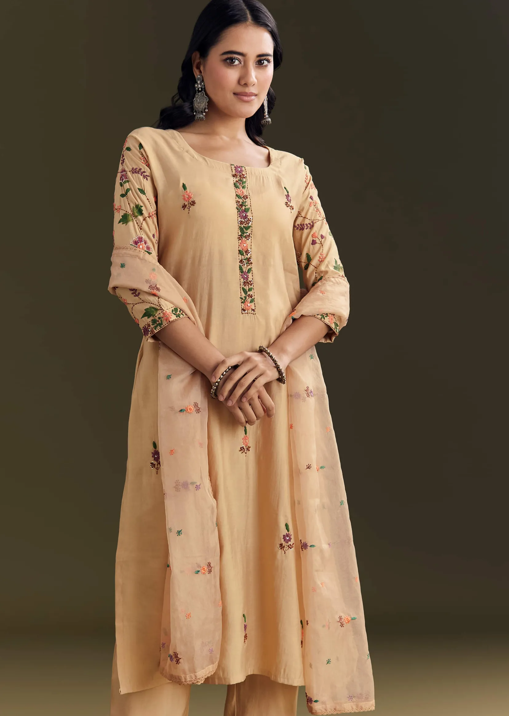 Beige Modal Threadwork Kurta Pant Set With Hand Painting