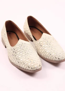 Beige Raw Silk Jutti With Mirror Work