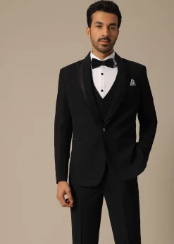 Black Blazer Set With Embroidered Detail