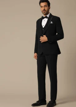 Black Blazer Set With Embroidered Detail