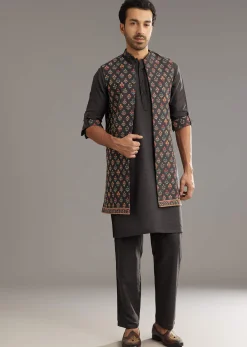 Black Cotton Silk Kurta Set With Symmetric Floral Threadwork