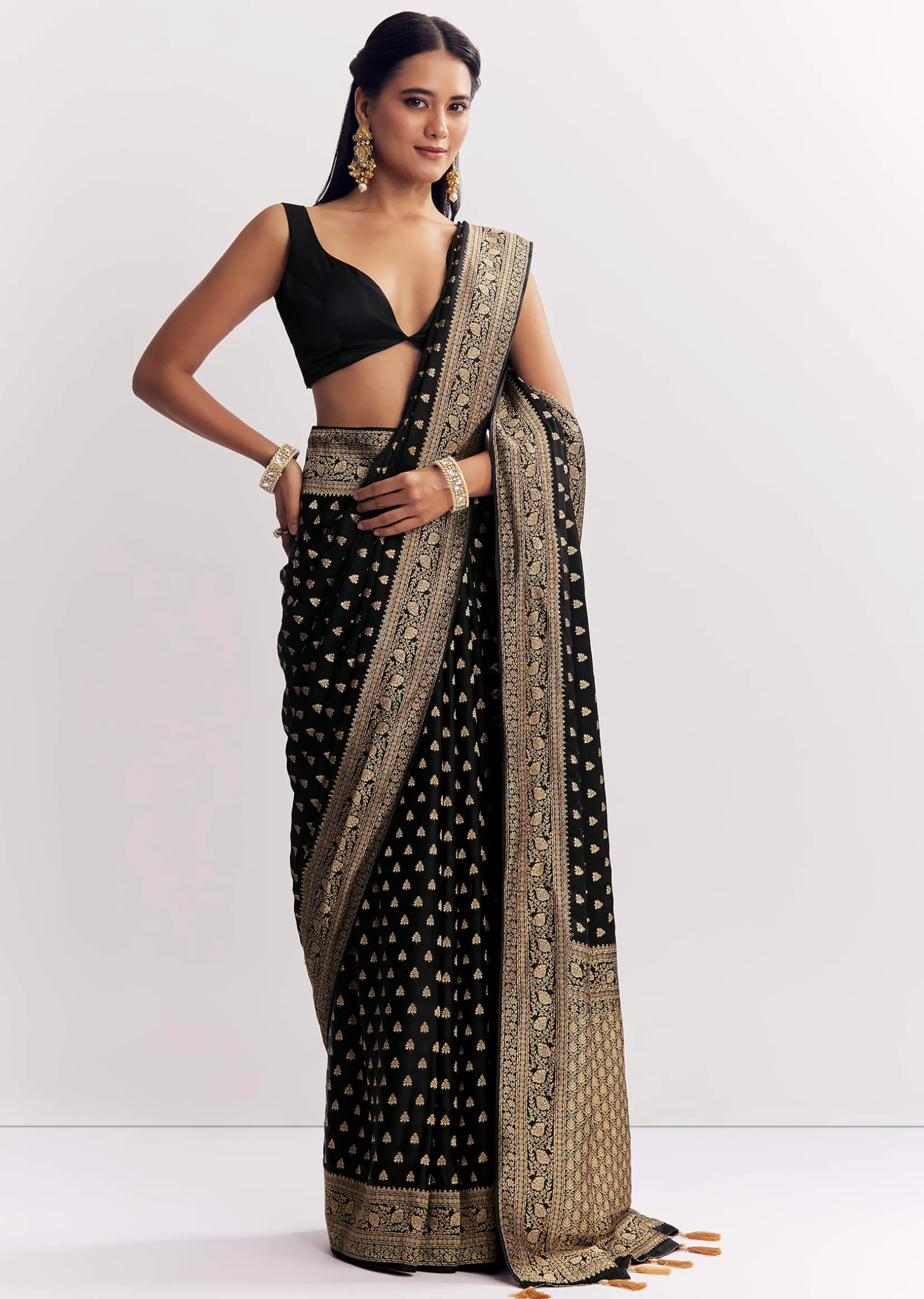 Black Dola Silk Saree With Woven Butti Work Border