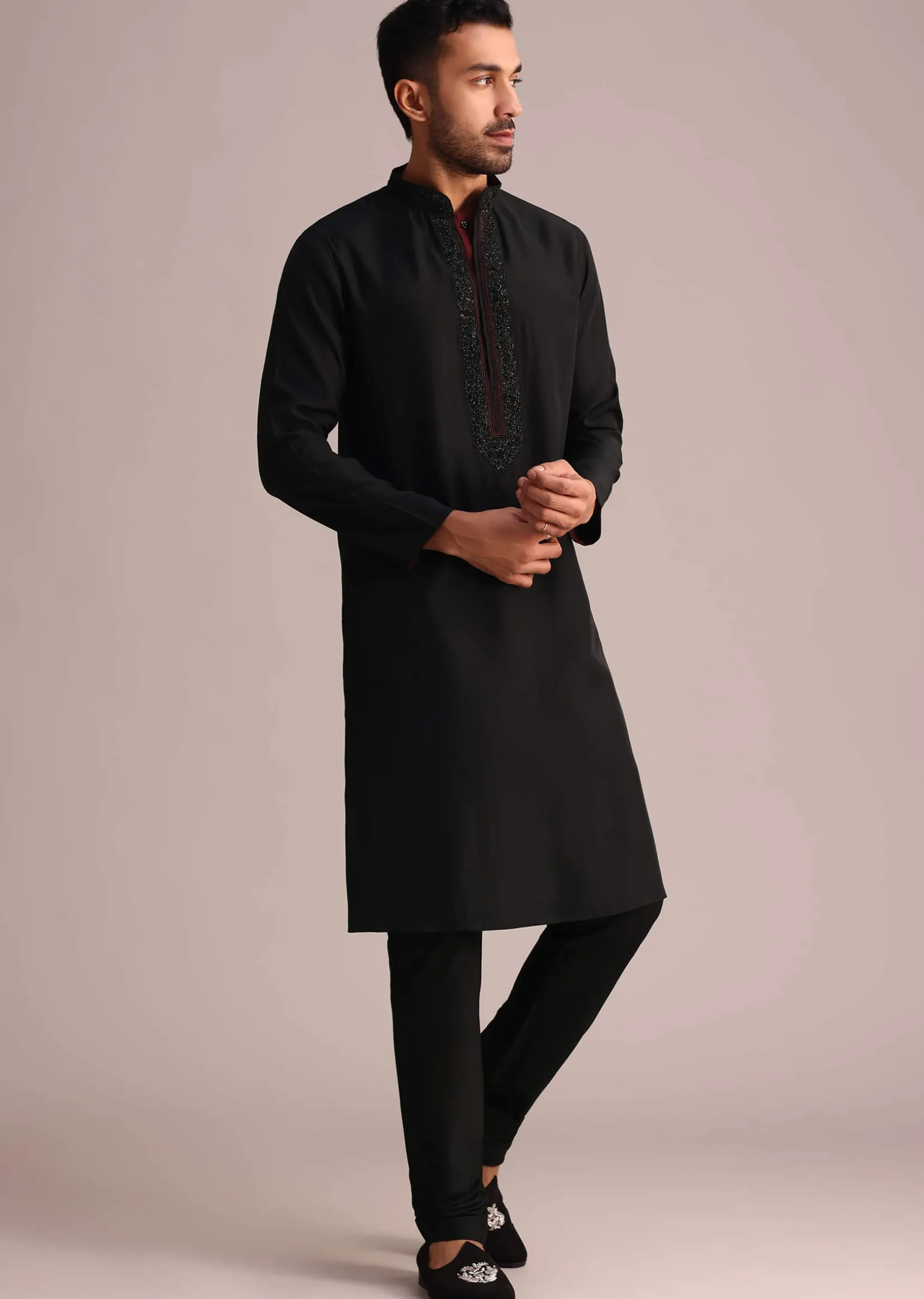 Black Embroidered Kurta Set With Cutdana Work