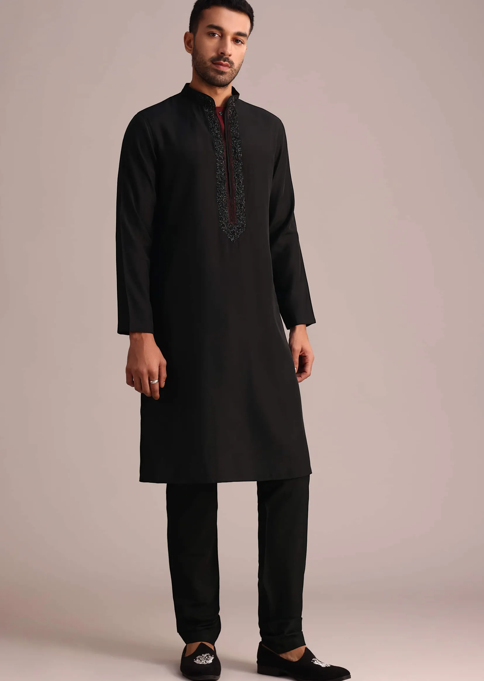Black Embroidered Kurta Set With Cutdana Work