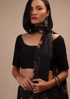 Black Half-Sleeveless Blouse In Scallop Neckline Raw Silk With Back Hook Closure.Padded With A Straight Hemline