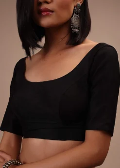 Black Half-Sleeveless Blouse In Scallop Neckline Raw Silk With Back Hook Closure.Padded With A Straight Hemline
