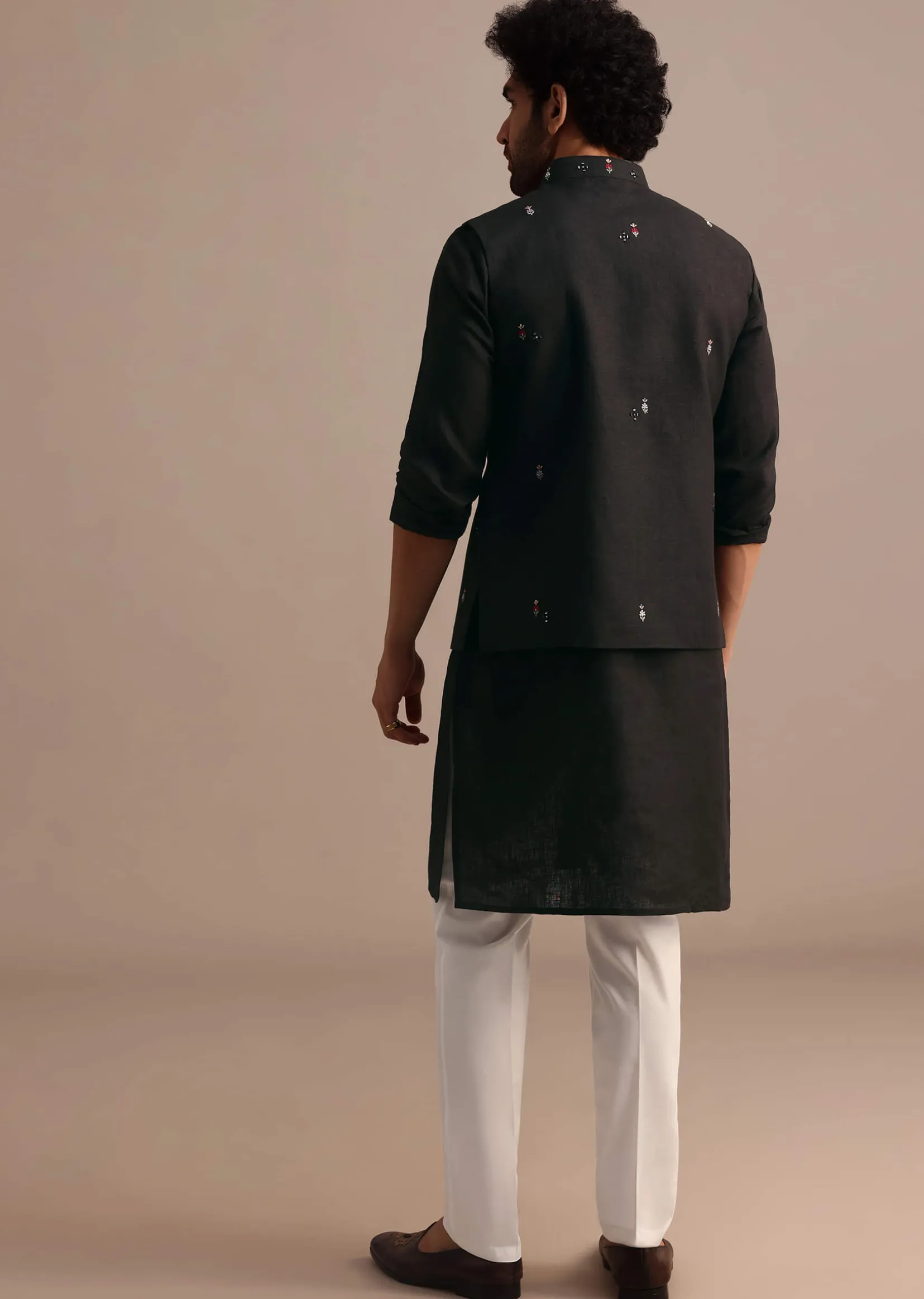 Black Kurta Jacket Set With Resham Work