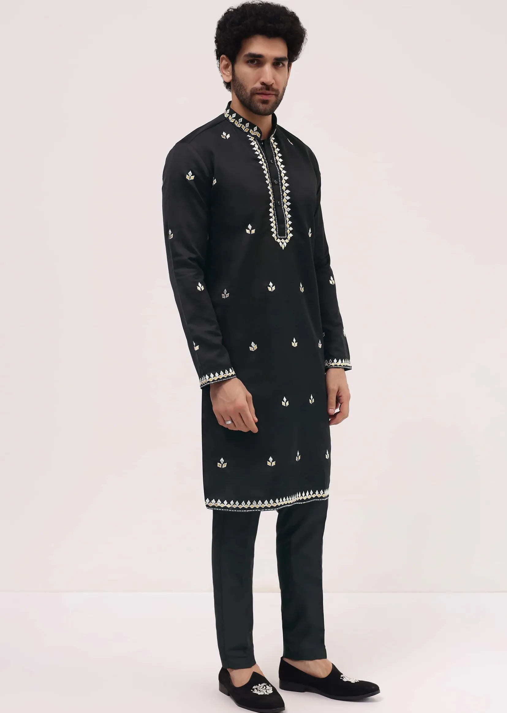Black Kurta Set With Abla Work For Men