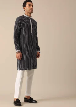 Black Kurta Set With Resham Detail