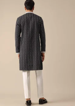 Black Kurta Set With Resham Detail