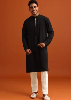 Black Kurta Set With Zipper Closure