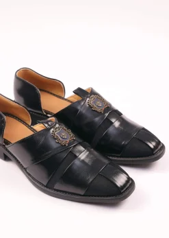 Black Peshawari Footwear In Rexine And Suede Leather Embellished With A Brooch