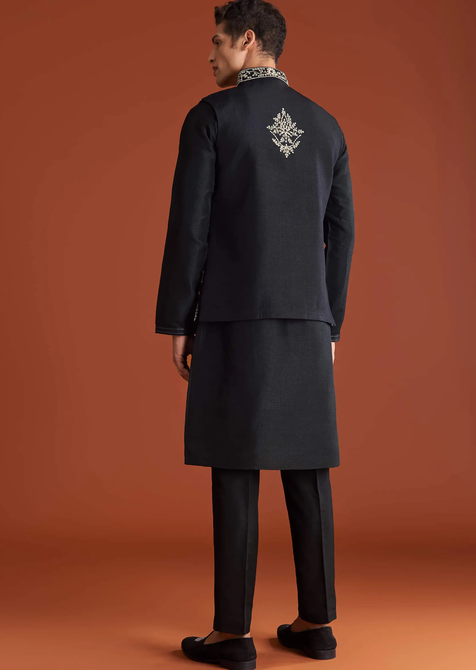 Black Silk Kurta Jacket Set With Thread Work
