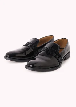 Black Textured Juttis