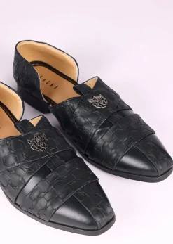 Black Vegan Leather Jutti With Criss Cross Design