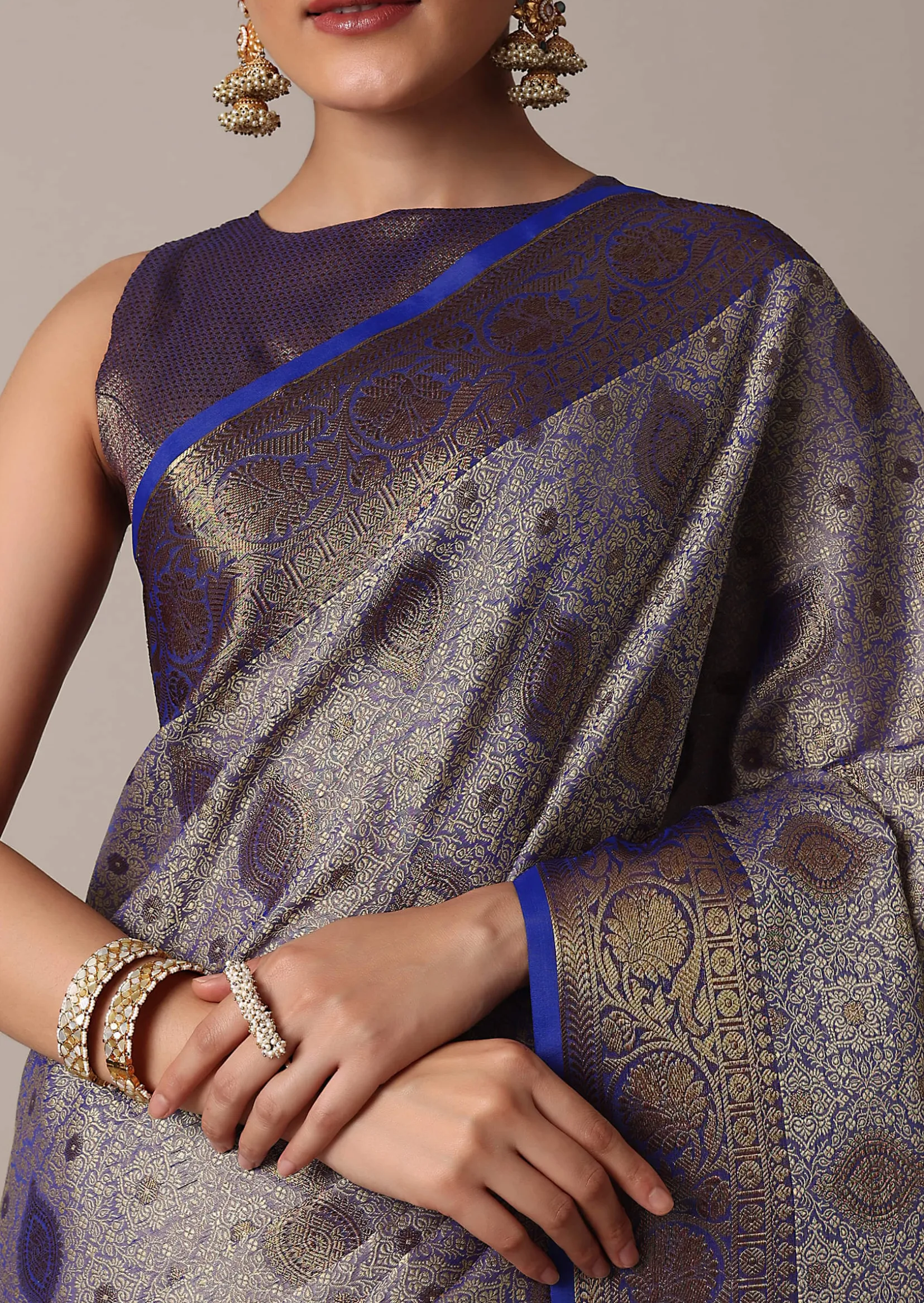 Blue Banarasi Tunchui Silk Saree With Tassel Pallu And Unstitched Blouse Piece
