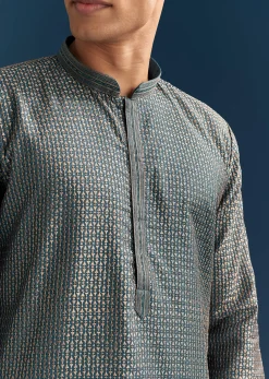 Blue Silk Textured Kurta Set For Men With Embroidery