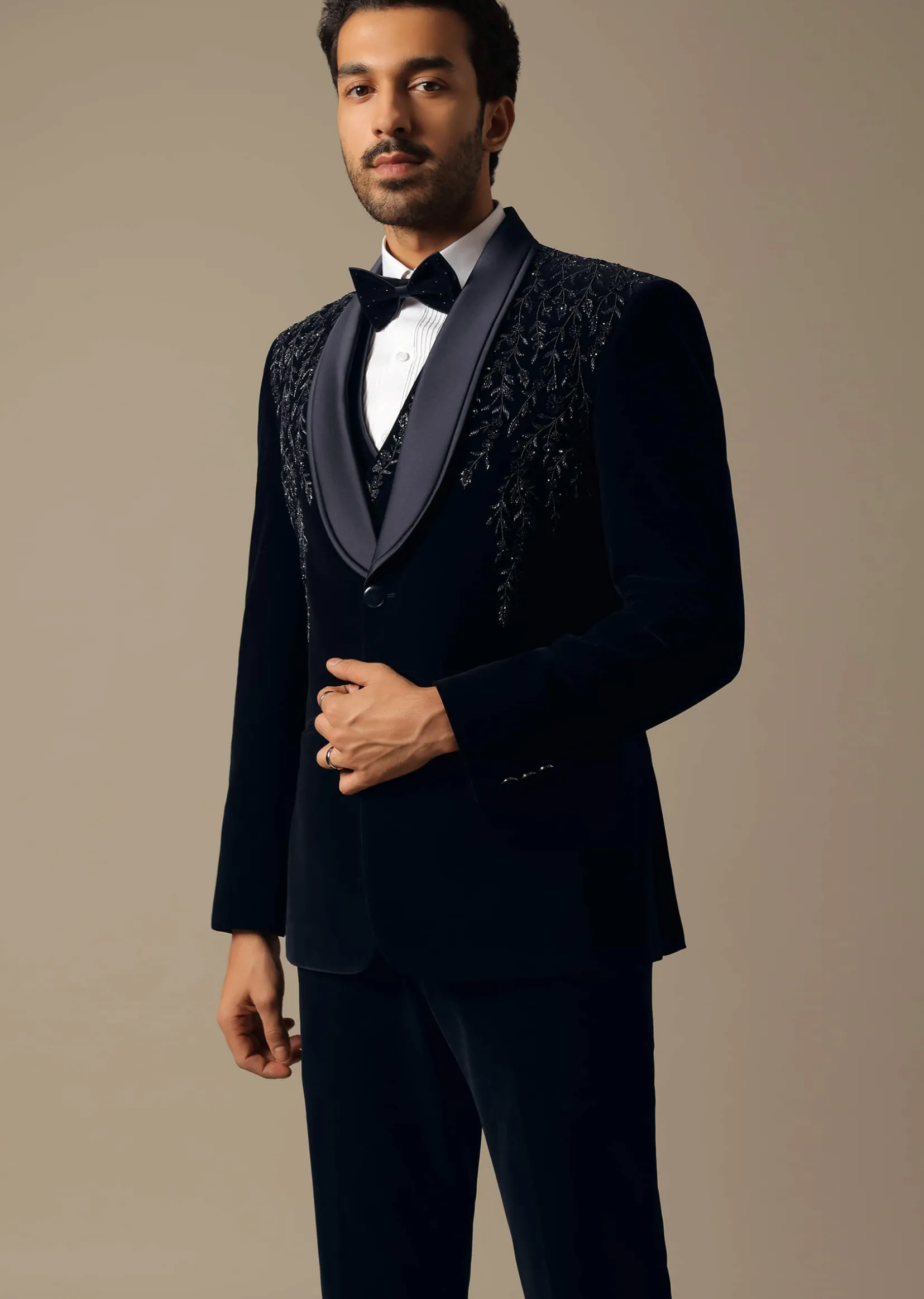 Blue Velvet Tuxedo Set For Men