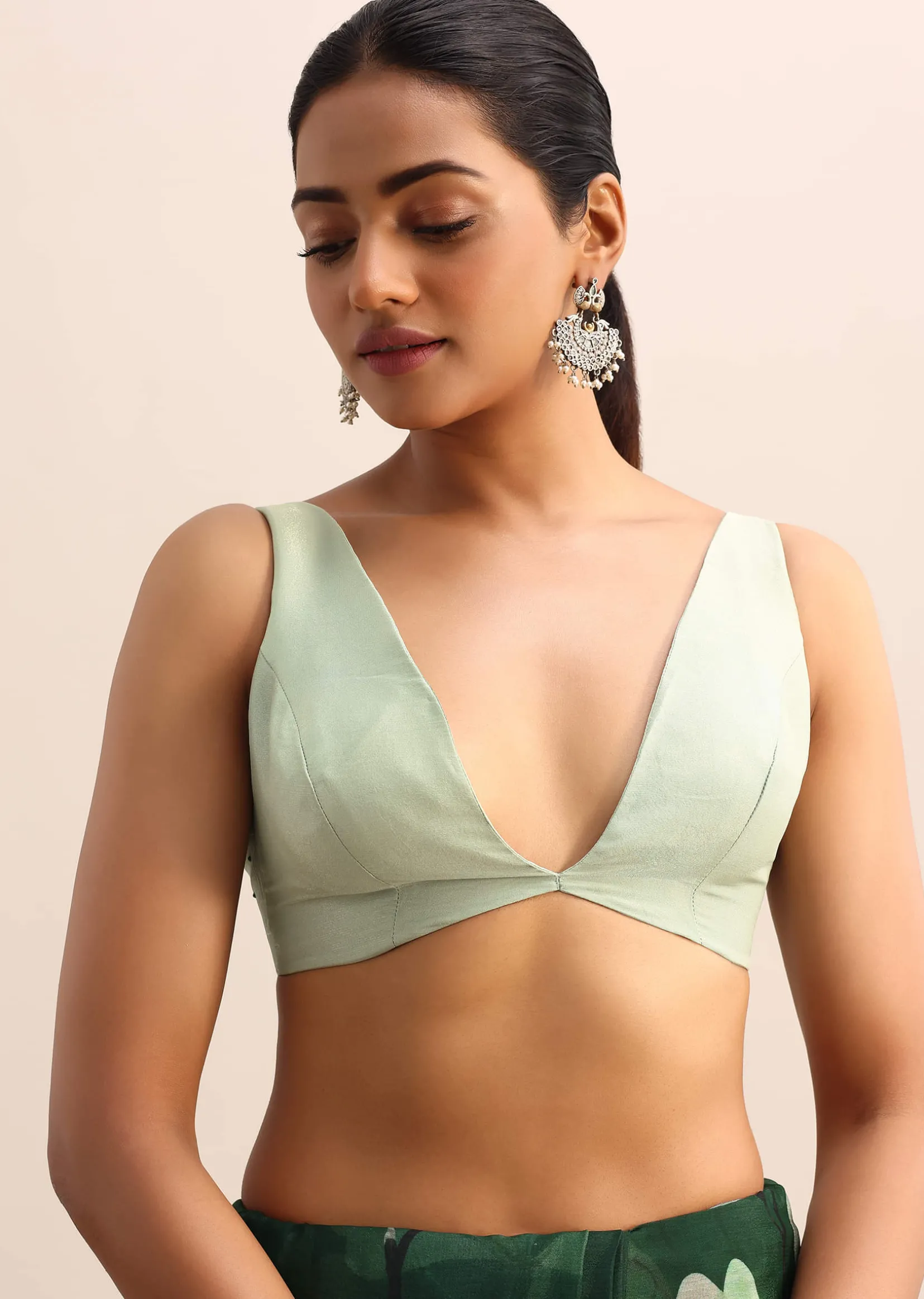 Bottle Green Floral Printed Georgette Saree With Sequin Border And Unstitched Blouse