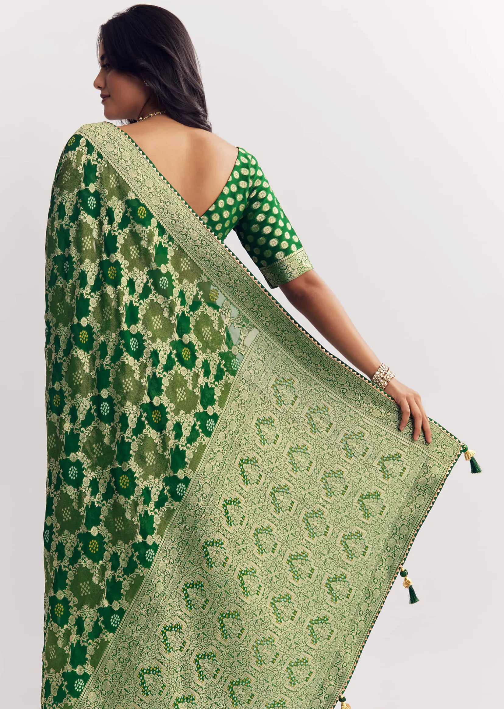 Bottle Green Shaded Dola Silk Saree With Zari Jaal Work