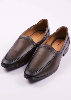 Brown Ethnic Juttis For Men