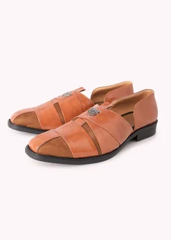 Brown Juttis with Cutwork Detail