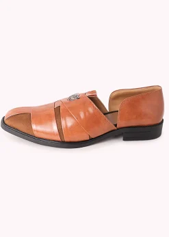 Brown Juttis with Cutwork Detail