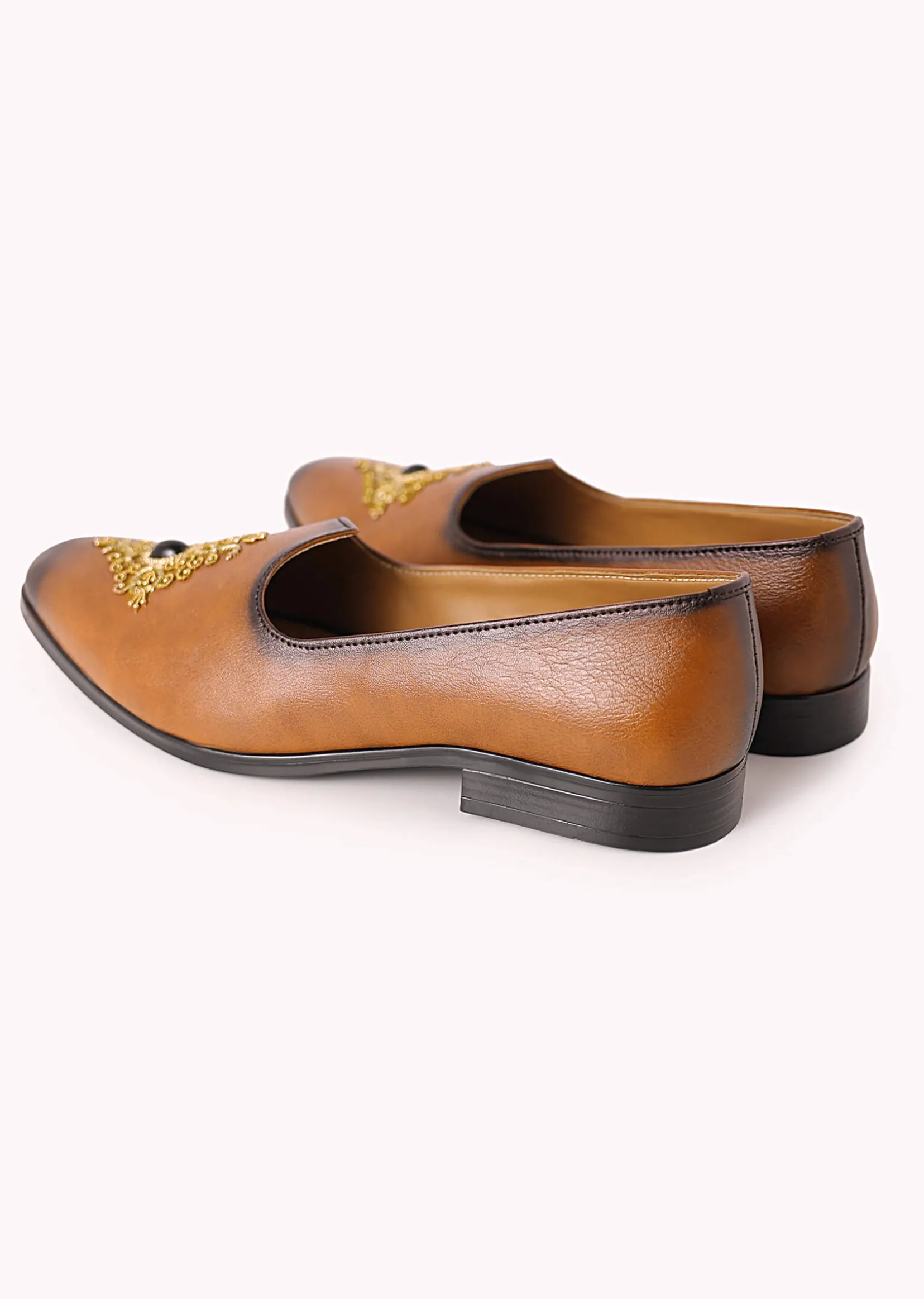 Brown Shaded Juttis with Stone Work