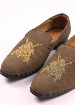 Brown Zardosi Embroidered Jutti