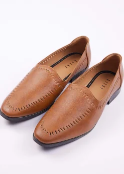 Classic Brown Ethnic Juttis For Men