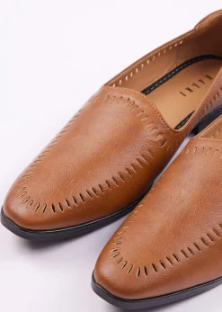 Classic Brown Ethnic Juttis For Men