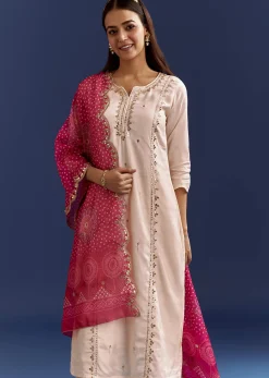 Cream Dola Silk Kurta With Gotta Work And Bandhani Pink Dupatta