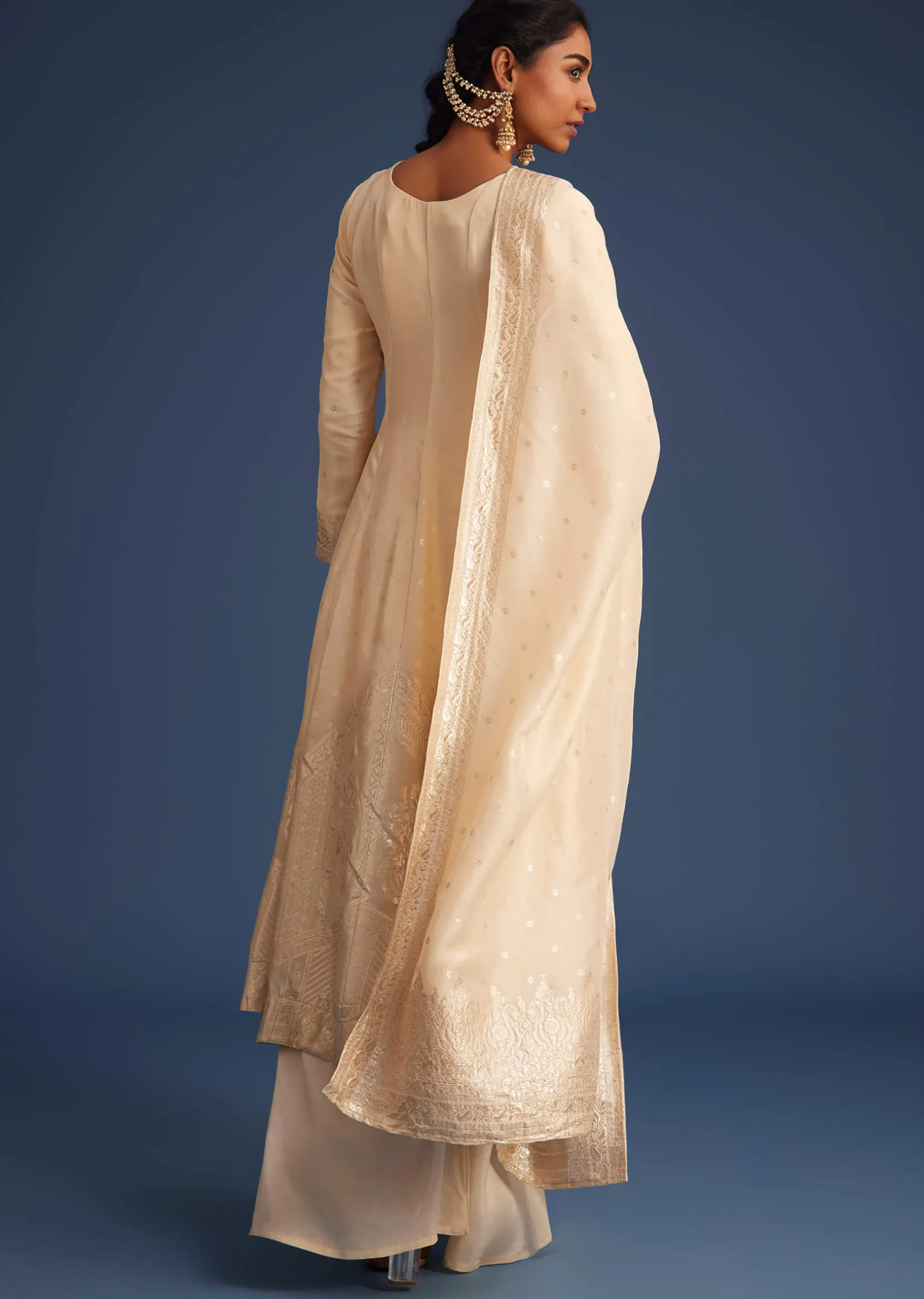 Cream Jacquard Kurta Set With Banarasi Silk Dupatta