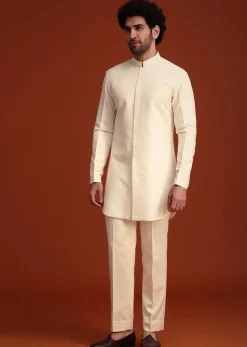Cream Kurta Jodhpuri Set With Velvet Patch Work Broach