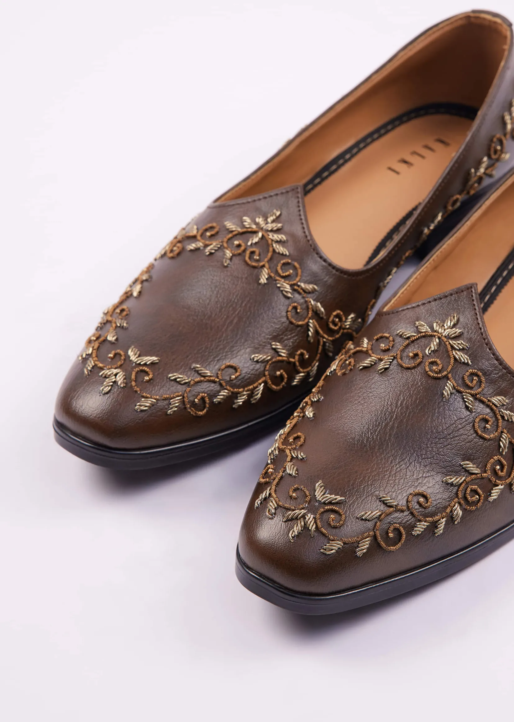 Dark Brown Zardosi Work Juttis For Men