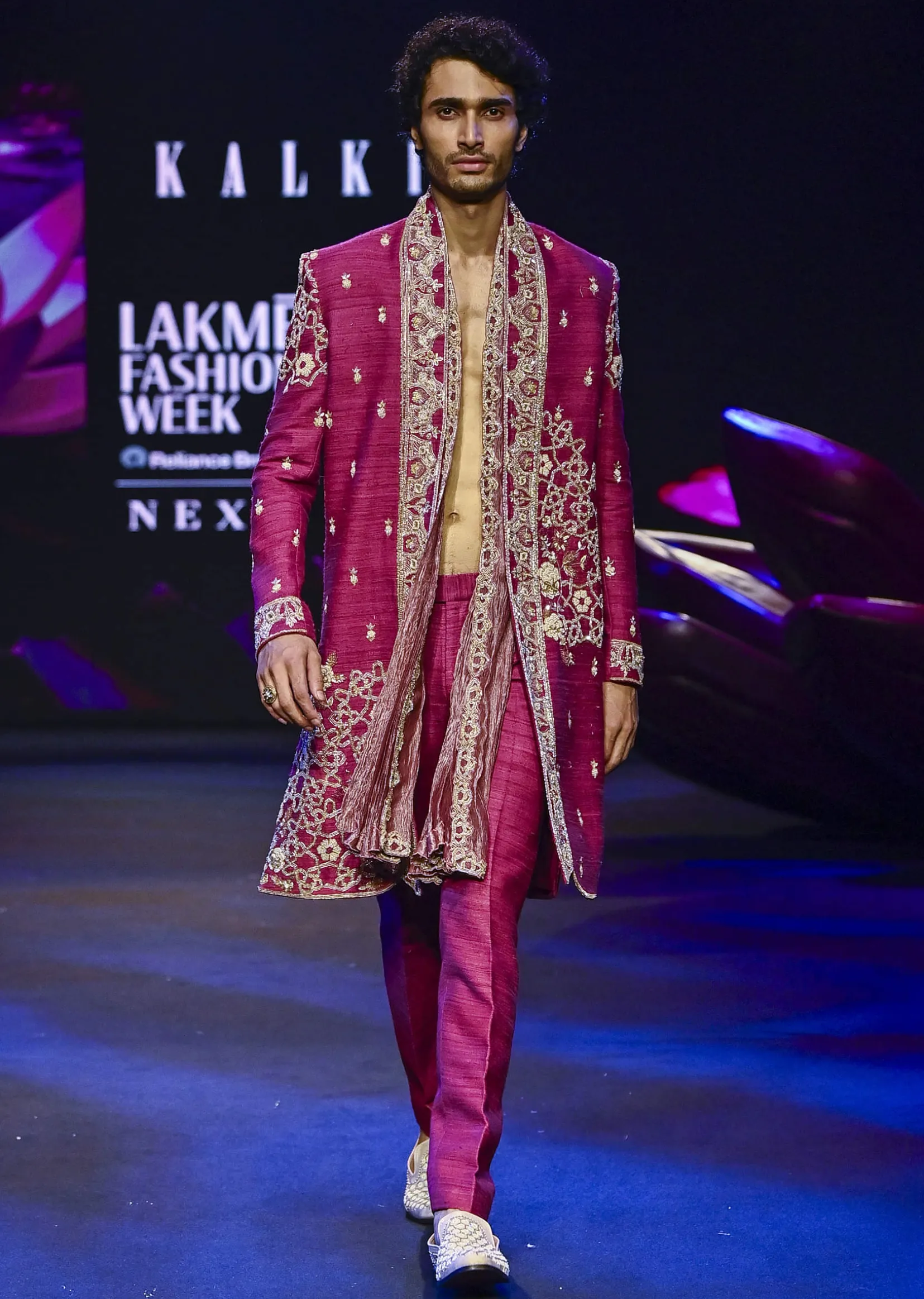 Deep Magenta Banarasi Silk Embroidered Sherwani Suit