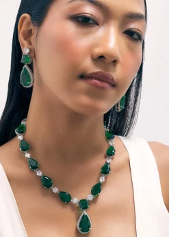 Emerald Diamond Necklace With Earrings