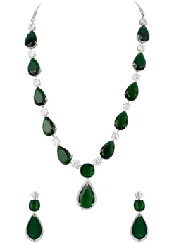 Emerald Diamond Necklace With Earrings