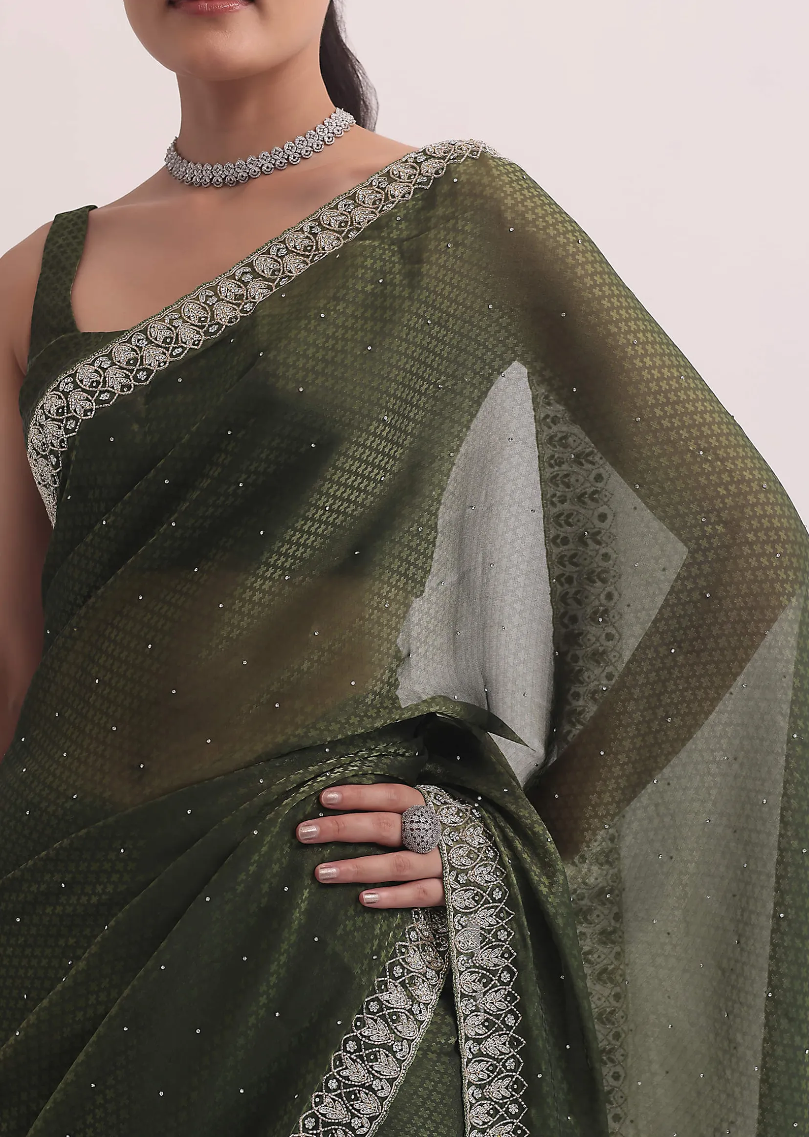 Forest Green Jacquard Saree In Cutdana Embroidery With Unstitched Blouse