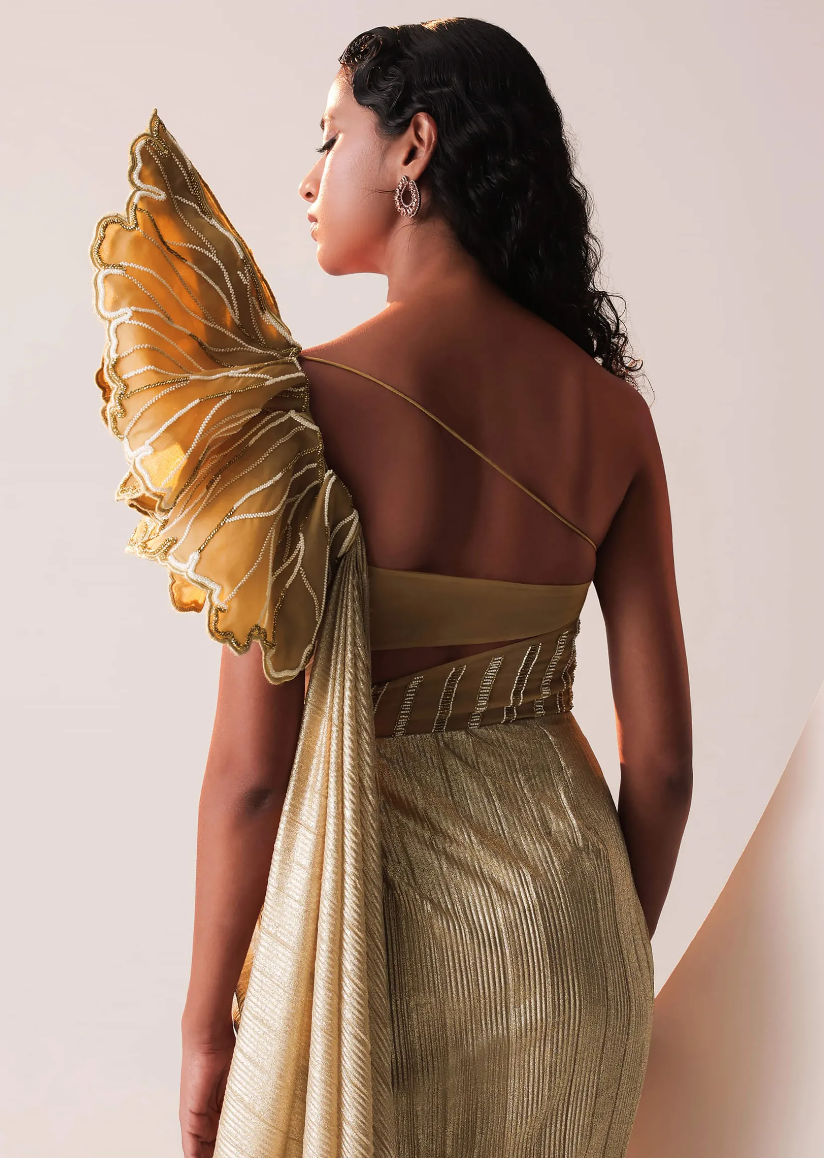 Glam Gold Gown In Knit Strechable Fabric With Embroidery
