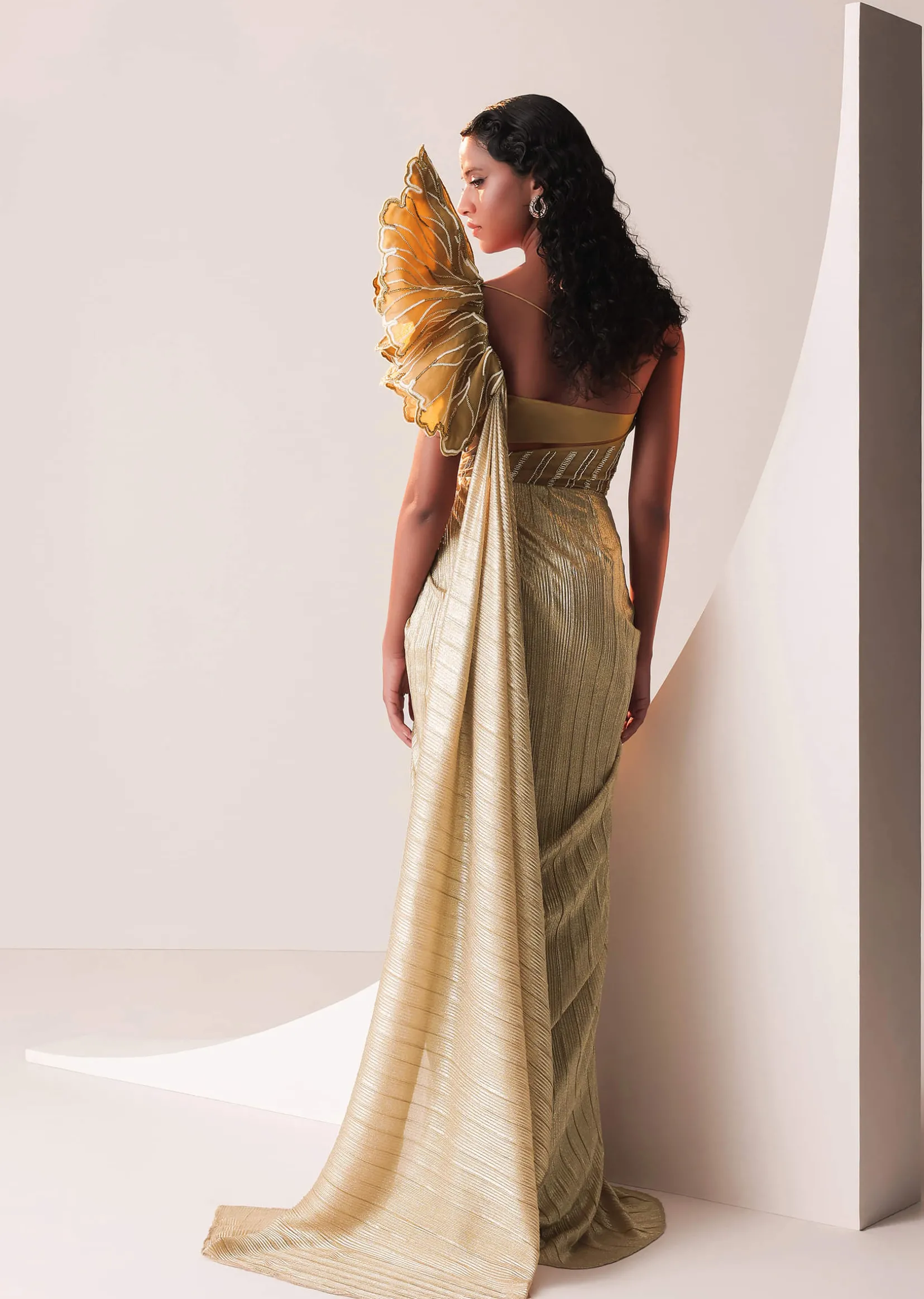 Glam Gold Gown In Knit Strechable Fabric With Embroidery