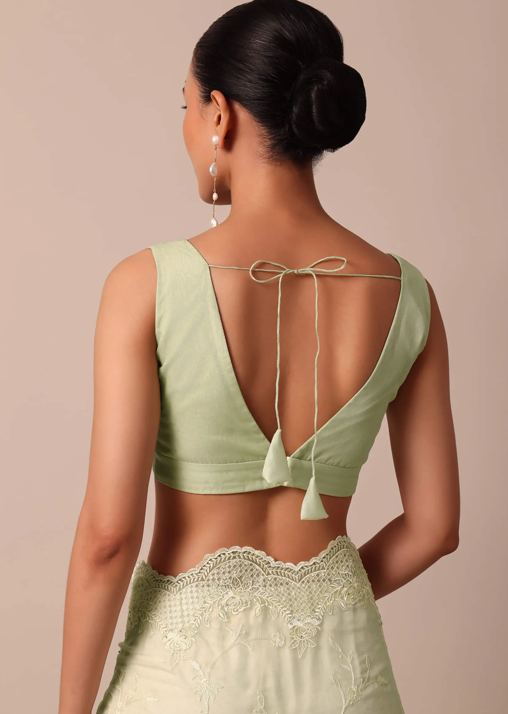 Green Chikankari Saree In Organza Silk With Resham Floral Jaal And Unstitched Blouse Fabric