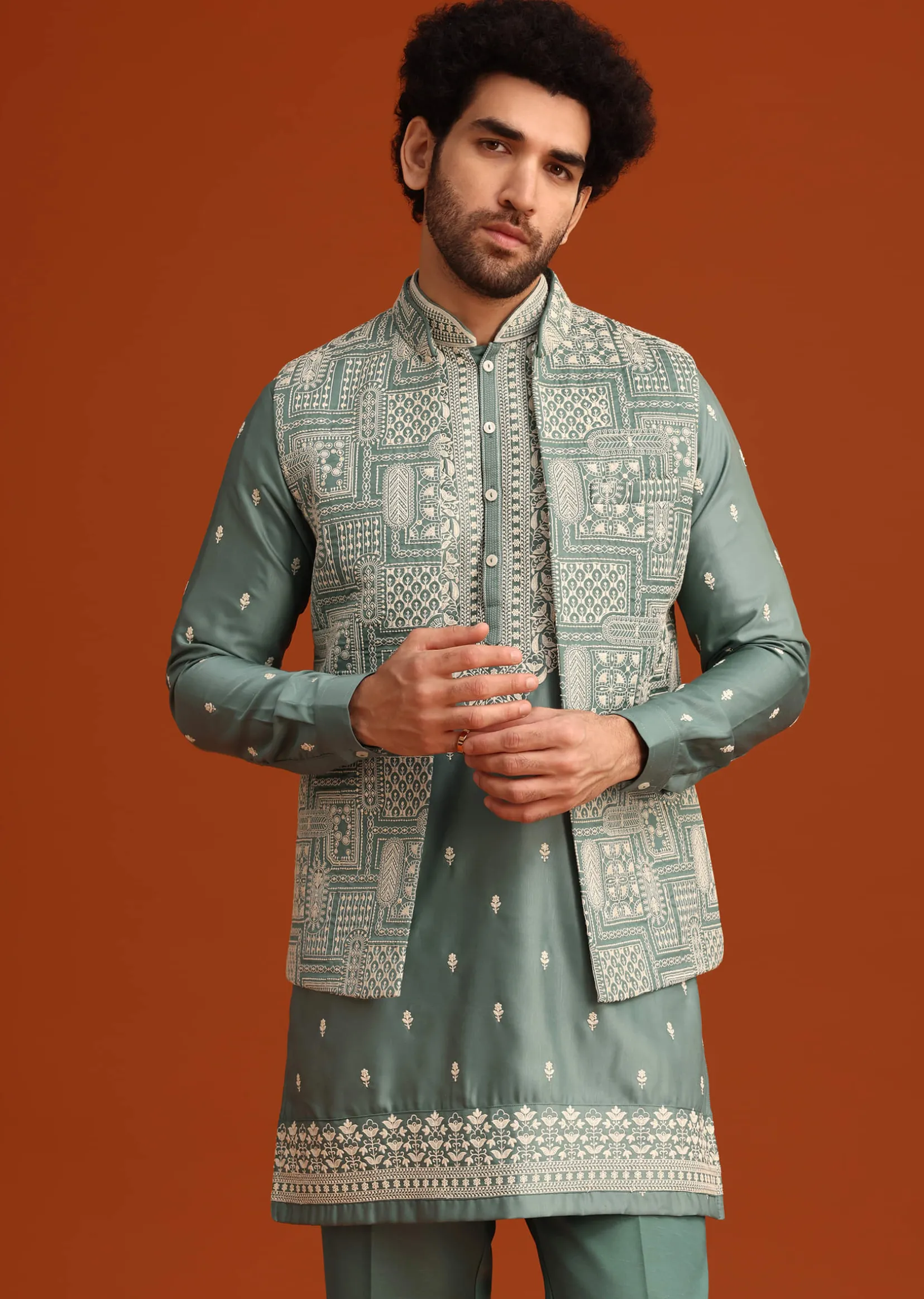 Green Embroidered Jacket Kurta Set In Linen Satin