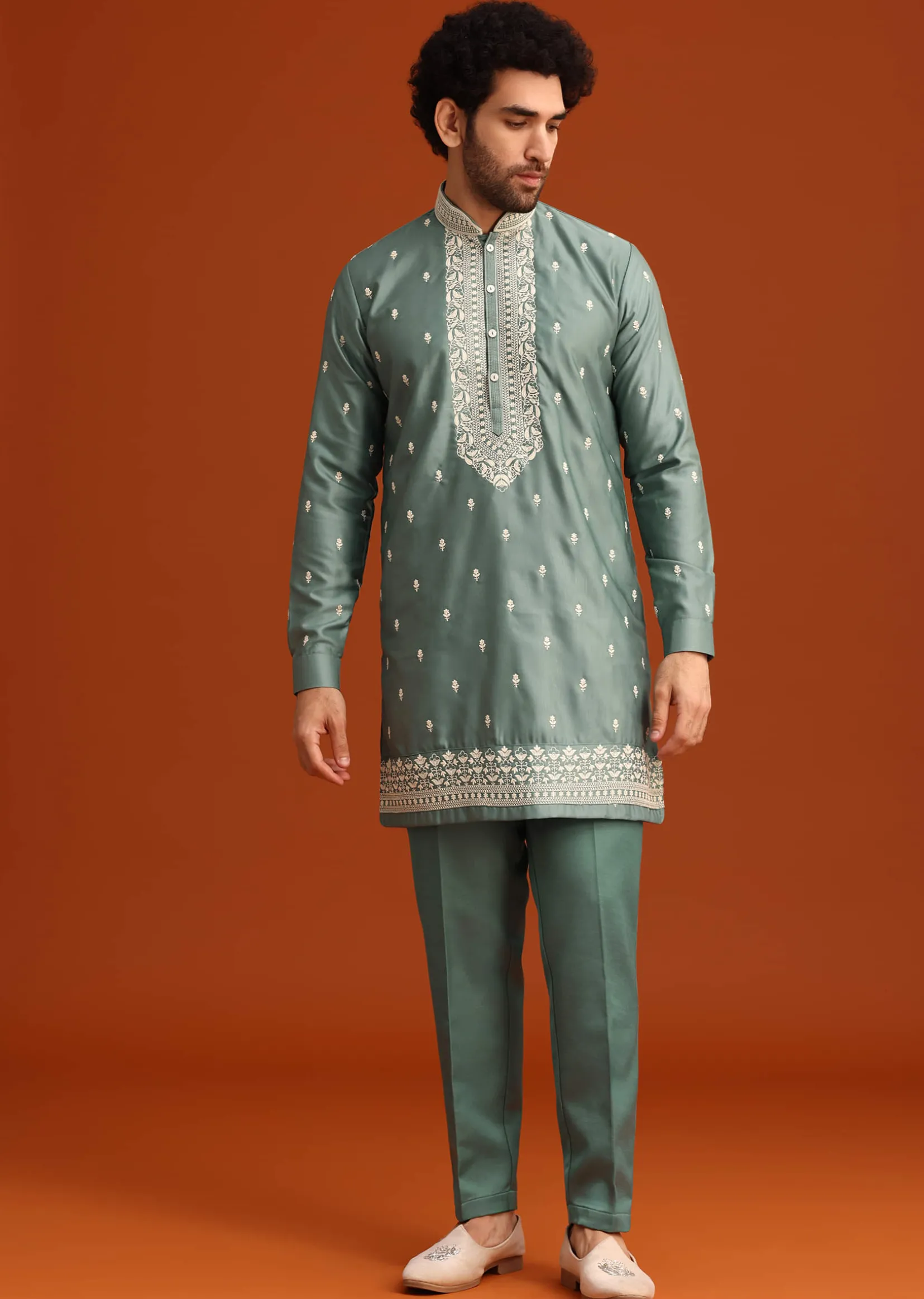 Green Embroidered Jacket Kurta Set In Linen Satin